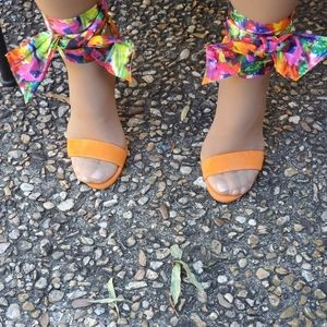 STEVE MADDEN ORANGE SUADE STILETTO WITH RIBBON TIE AROUND ANKLE & LEG